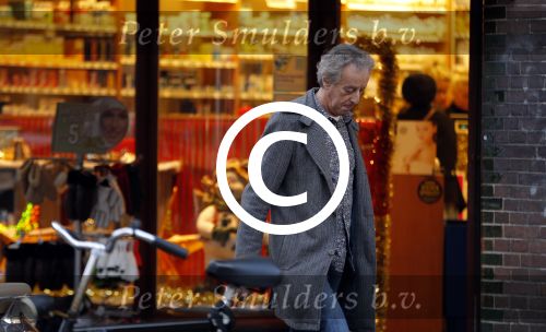 Amsterdam 15 december 2015 
Hans v Willigenburg op de cornelis schuytstraat