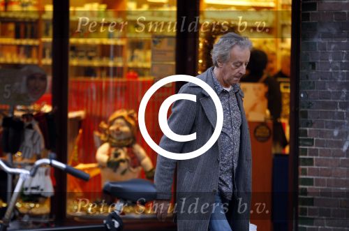 Amsterdam 15 december 2015 
Hans v Willigenburg op de cornelis schuytstraat