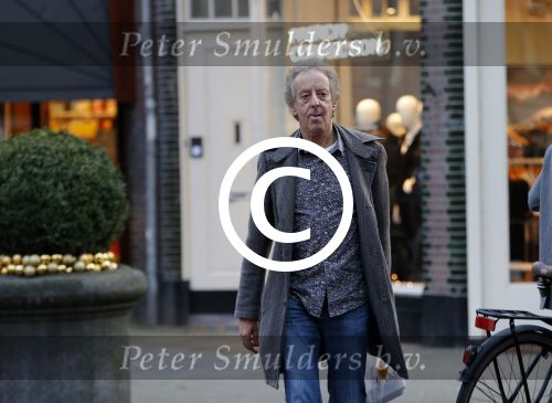 Amsterdam 15 december 2015 
Hans v Willigenburg op de cornelis schuytstraat