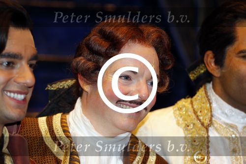 Scheveningen 13 december 2015
Premiere beauty and the beast met castleden oa Anouk Maas Freek Bartels Edwin Jonker Tony Neef Hugo Haenen en Loeki Knol.
Premiere vond plaats in het circustheater. Albert Verlinde is producent
