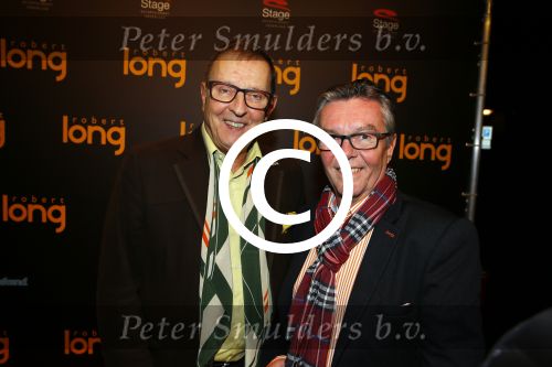 Gouda 7 december 2015
Premiere Robert Long in de schouwburg van Gouda.
Jan Swinkels met een kennis
