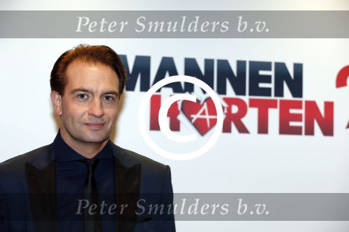 Amsterdam 14 december 2015
Premiere manneharten 2 in het nieuwe de la mar theater met als cast,
Barry Atsma Daan Schuurmans Jeroen Spitzenberger Fabian JansenMingus Dagelet Katja Herbers Hadewych Minis Jelka v Houten Liliana de Vries Maartje v d Wetering Barbara Sloesen Bo Maerten en Annick Boer.