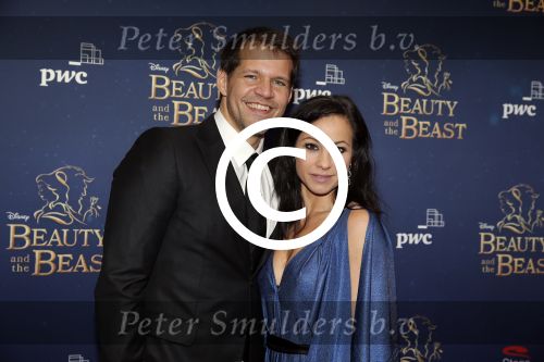 Scheveningen 13 december 2015
Premiere Beauty & the beast in het circustheater.
Jeroen v Kooten met vrouw