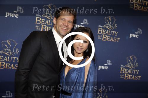 Scheveningen 13 december 2015
Premiere Beauty & the beast in het circustheater.
Jeroen v Kooten met vrouw