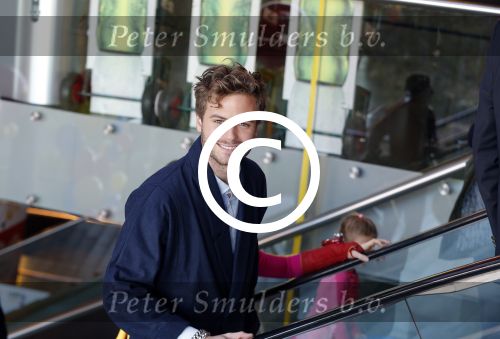 Amsterdam 9 decmber 2015
Premiere Mega Mindy met oa Jim Bakkum en Frou Souffriau in pathe arena.
Jim met Bettina Berger en hun zoon.