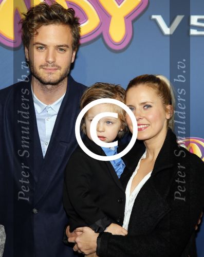 Amsterdam 9 decmber 2015
Premiere Mega Mindy met oa Jim Bakkum en Frou Souffriau in pathe arena.
Jim met Bettina Berger en hun zoon.