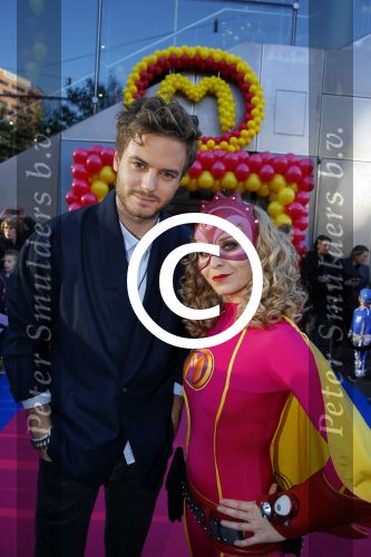 Amsterdam 9 decmber 2015
Premiere Mega Mindy met oa Jim Bakkum en Free Souffriau in pathe arena.