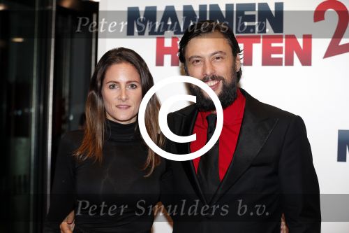 Amsterdam 14 december 2015
Premiere manneharten 2 in het nieuwe de la mar theater met als cast,
Barry Atsma Daan Schuurmans Jeroen Spitzenberger Fabian JansenMingus Dagelet Katja Herbers Hadewych Minis Jelka v Houten Liliana de Vries Maartje v d Wetering Barbara Sloesen Bo Maerten en Annick Boer. Kaja Wolffers met vriendin