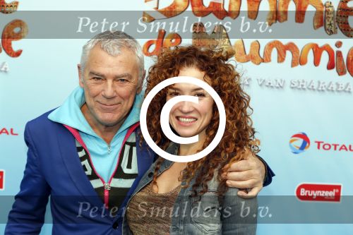 Amsterdam 6 december 2015
Premiere Dummie de Mummie in theater Amsterdam.
Katja Schuurman en Hans Dagelet