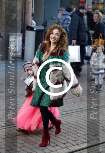 Amsterdam 17 januari 2016
Premiere Woezel en Pip in Tuschinski. Katja Schuurman met dochter Sammie