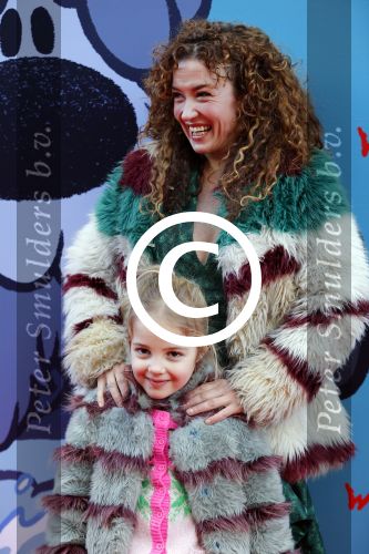 Amsterdam 17 januari 2016
Premiere Woezel en Pip in Tuschinski. Katja Schuurman met dochter Sammie