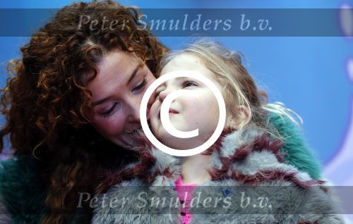 Amsterdam 17 januari 2016
Premiere Woezel en Pip in Tuschinski. Katja Schuurman met dochter Sammie