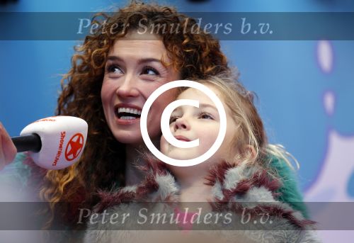Amsterdam 17 januari 2016
Premiere Woezel en Pip in Tuschinski. Katja Schuurman met dochter Sammie