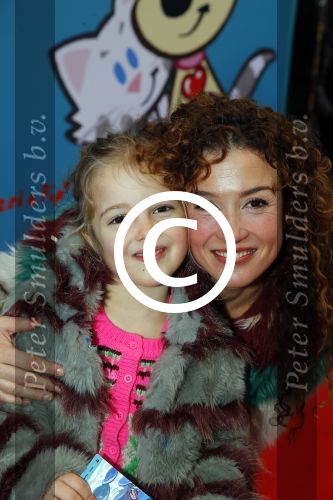 Amsterdam 17 januari 2016
Premiere Woezel en Pip in Tuschinski. Katja Schuurman met dochter Sammie