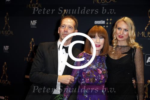 Utrecht 6 januari 2016
Uitreiking musical awards in het beatrixtheater. Liesbeth List met dochter en een vriend