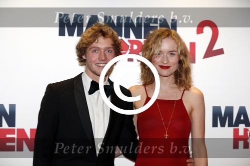 Amsterdam 14 december 2015
Premiere manneharten 2 in het nieuwe de la mar theater met als cast,
Barry Atsma Daan Schuurmans Jeroen Spitzenberger Fabian JansenMingus Dagelet Katja Herbers Hadewych Minis Jelka v Houten Liliana de Vries Maartje v d Wetering Barbara Sloesen Bo Maerten en Annick Boer.