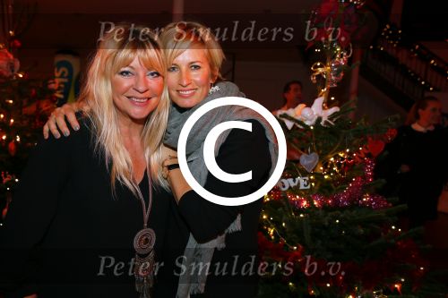 Hilversum 7 december 2015
Event Sky radio met kerstboom. De olgende bn ers doe mee.
 Xander de BuisonjÃ© & Sharon Doorson (dance4life), Barry Atsma (Diabetes Fonds) & Do (Stichting DON), Mari van de Ven & Dyanne Beekman (Hartstichting), Beau Schneider & Ruud Feltkamp (KWF Kankerbestrijding), Roel van Velzen & Roos MoggrÃ© (MasterPeace), Anouk Smulders & ManuÃ«la Kemp (Ruby and Rose), Ellen ten Damme & Henk Schiffmacher (Stichting Vluchteling), Bartho Braat & Lone van Roosendaal (Trombosestichting) en Danny de Munk & Vivian Reijs (Voedselbanken Nederland).
Vakjury
De vakjury bestaat dit jaar uit voorzitter Nance Coolen (presentatrice en winnares van CTFC 2014), Fred van Leer (kledingstylist en presentator) en Pascal Koeleman (ondernemer en jurylid van SBS 6\' Hollands Beste Bloemstylis