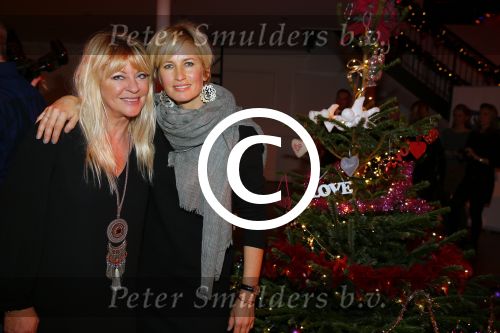 Hilversum 7 december 2015
Event Sky radio met kerstboom. De olgende bn ers doe mee.
 Xander de BuisonjÃ© & Sharon Doorson (dance4life), Barry Atsma (Diabetes Fonds) & Do (Stichting DON), Mari van de Ven & Dyanne Beekman (Hartstichting), Beau Schneider & Ruud Feltkamp (KWF Kankerbestrijding), Roel van Velzen & Roos MoggrÃ© (MasterPeace), Anouk Smulders & ManuÃ«la Kemp (Ruby and Rose), Ellen ten Damme & Henk Schiffmacher (Stichting Vluchteling), Bartho Braat & Lone van Roosendaal (Trombosestichting) en Danny de Munk & Vivian Reijs (Voedselbanken Nederland).
Vakjury
De vakjury bestaat dit jaar uit voorzitter Nance Coolen (presentatrice en winnares van CTFC 2014), Fred van Leer (kledingstylist en presentator) en Pascal Koeleman (ondernemer en jurylid van SBS 6\' Hollands Beste Bloemstylis