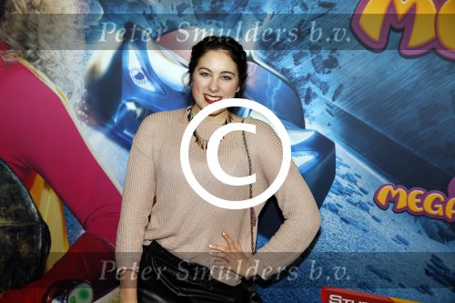Amsterdam 9 decmber 2015
Premiere Mega Mindy met oa Jim Bakkum en Frou Souffriau in pathe arena.
Ghost Rockers met Marie Verhulst Tinne Oltmans Wout Verstappen Juan Gerlo en Elindo Avastia