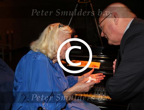 Tilburg, 27 December 2015
Laatste concert van Marie-Cecile Moerdijk
Marie-Cecile Moerdijk in gesprek met Ben Holthuis