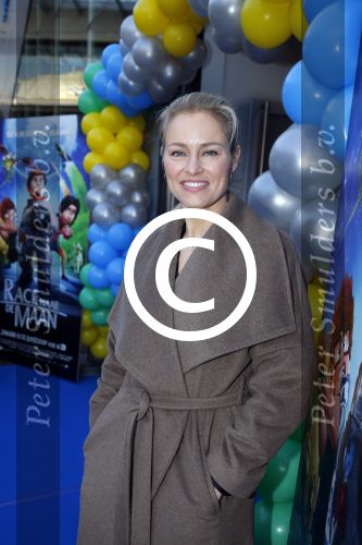 Amsterdam 10 januari 2016
Premiere race naar de maan in pathe arena.
Marit v Bohemen met zoon