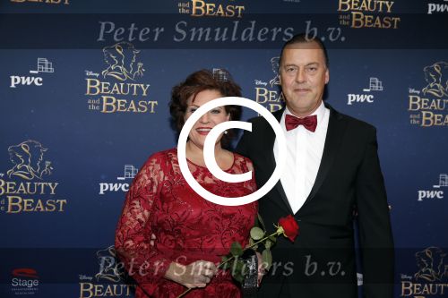 Scheveningen 13 december 2015
Premiere Beauty & the beast in het circustheater.
Marjolein Touw met partner
