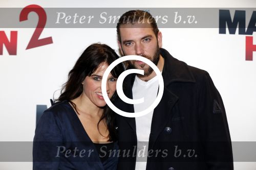 Amsterdam 14 december 2015
Premiere manneharten 2 in het nieuwe de la mar theater met als cast,
Barry Atsma Daan Schuurmans Jeroen Spitzenberger Fabian JansenMingus Dagelet Katja Herbers Hadewych Minis Jelka v Houten Liliana de Vries Maartje v d Wetering Barbara Sloesen Bo Maerten en Annick Boer. Matteo van der Grijn met vrouw