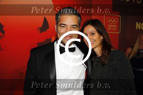 Amsterdam 15 december 2015
Sportgala/ sportverkiezing sportman en sportvrouw van het jaar in de Rai.
Sanne en Lieke Wevers met hun oudersMaurice Ridder met een collega