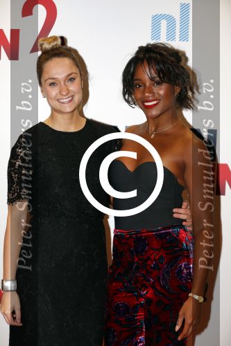 Amsterdam 14 december 2015
Premiere manneharten 2 in het nieuwe de la mar theater met als cast,
Barry Atsma Daan Schuurmans Jeroen Spitzenberger Fabian JansenMingus Dagelet Katja Herbers Hadewych Minis Jelka v Houten Liliana de Vries Maartje v d Wetering Barbara Sloesen Bo Maerten en Annick Boer. Melody Klaver met een vriendin