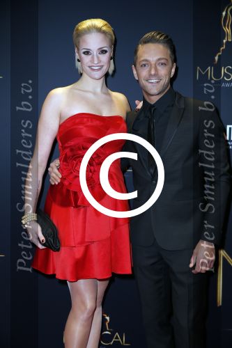 Utrecht 6 januari 2016
Uitreiking musical awards in het beatrixtheater. Tommie Christiaan met vrouw Michelle Splietelhof met tatoo