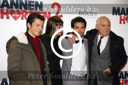 Amsterdam 14 december 2015
Premiere manneharten 2 in het nieuwe de la mar theater met als cast,
Barry Atsma Daan Schuurmans Jeroen Spitzenberger Fabian JansenMingus Dagelet Katja Herbers Hadewych Minis Jelka v Houten Liliana de Vries Maartje v d Wetering Barbara Sloesen Bo Maerten en Annick Boer.