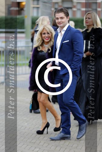Scheveningen 13 december 2015
Premiere Beauty & the beast in het circustheater.
Patricia Paay met vriend Maurice