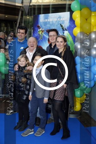 Amsterdam 10 januari 2016
Premiere race naar de maan in pathe arena.
Peggy Vrijens Frits Lambrechts Sander Slingerland en Hidde Simons