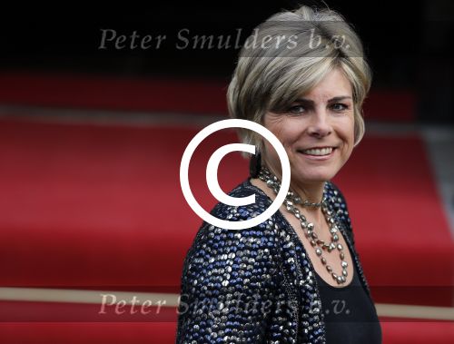 Amsterdam 2 december 2015
Koninklijke Familie bij uitreiking Prins Claus Prijs 2015 in het Koninklijk Paleis op de Dam. De Prins Claus Prijzen worden door het Prins Claus Fonds voor Cultuur en Ontwikkeling sinds 1997 jaarlijks toegekend aan kunstenaars, denkers en culturele organisaties. Aanwezig Koning Willem Alexander koningin Maxima Prins Constantijn Prinses Beatrix Prinses Laurentien en Prinses Mabel