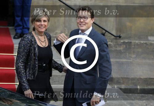 Amsterdam 2 december 2015
Koninklijke Familie bij uitreiking Prins Claus Prijs 2015 in het Koninklijk Paleis op de Dam. De Prins Claus Prijzen worden door het Prins Claus Fonds voor Cultuur en Ontwikkeling sinds 1997 jaarlijks toegekend aan kunstenaars, denkers en culturele organisaties. Aanwezig Koning Willem Alexander koningin Maxima Prins Constantijn Prinses Beatrix Prinses Laurentien en Prinses Mabel