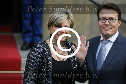 Amsterdam 2 december 2015
Koninklijke Familie bij uitreiking Prins Claus Prijs 2015 in het Koninklijk Paleis op de Dam. De Prins Claus Prijzen worden door het Prins Claus Fonds voor Cultuur en Ontwikkeling sinds 1997 jaarlijks toegekend aan kunstenaars, denkers en culturele organisaties. Aanwezig Koning Willem Alexander koningin Maxima Prins Constantijn Prinses Beatrix Prinses Laurentien en Prinses Mabel