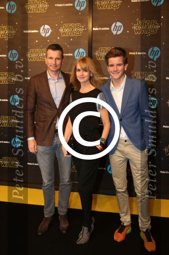 Amsterdam, 15 December 2015
Premiere Star Wars
Richard Krajicek en Daphne Deckers met hun zoon