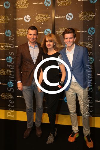 Amsterdam, 15 December 2015
Premiere Star Wars
Richard Krajicek en Daphne Deckers met hun zoon