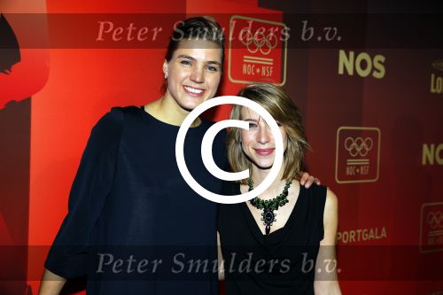 Amsterdam 15 december 2015
Sportgala/ sportverkiezing sportman en sportvrouw van het jaar in de Rai. 
Nederlands sportpresentatrice bij NOS Studio Sport. Rivkah op het veld met partner Jolanda Keizer