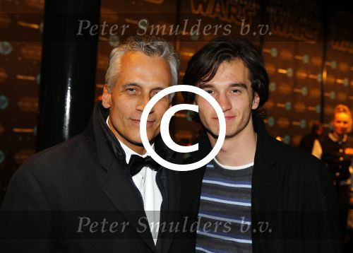 Amsterdam 15 december 2015
Premiere Star wars in het amsterdam theater.
Robert Schoemacher met zoon