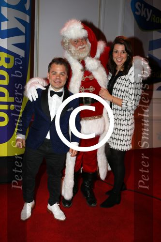 Hilversum 7 december 2015
Event Sky radio met kerstboom. De olgende bn ers doe mee.
 Xander de BuisonjÃ© & Sharon Doorson (dance4life), Barry Atsma (Diabetes Fonds) & Do (Stichting DON), Mari van de Ven & Dyanne Beekman (Hartstichting), Beau Schneider & Ruud Feltkamp (KWF Kankerbestrijding), Roel van Velzen & Roos MoggrÃ© (MasterPeace), Anouk Smulders & ManuÃ«la Kemp (Ruby and Rose), Ellen ten Damme & Henk Schiffmacher (Stichting Vluchteling), Bartho Braat & Lone van Roosendaal (Trombosestichting) en Danny de Munk & Vivian Reijs (Voedselbanken Nederland).
Vakjury
De vakjury bestaat dit jaar uit voorzitter Nance Coolen (presentatrice en winnares van CTFC 2014), Fred van Leer (kledingstylist en presentator) en Pascal Koeleman (ondernemer en jurylid van SBS 6\' Hollands Beste Bloemstylis