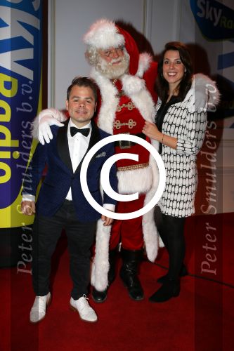 Hilversum 7 december 2015
Event Sky radio met kerstboom. De olgende bn ers doe mee.
 Xander de BuisonjÃ© & Sharon Doorson (dance4life), Barry Atsma (Diabetes Fonds) & Do (Stichting DON), Mari van de Ven & Dyanne Beekman (Hartstichting), Beau Schneider & Ruud Feltkamp (KWF Kankerbestrijding), Roel van Velzen & Roos MoggrÃ© (MasterPeace), Anouk Smulders & ManuÃ«la Kemp (Ruby and Rose), Ellen ten Damme & Henk Schiffmacher (Stichting Vluchteling), Bartho Braat & Lone van Roosendaal (Trombosestichting) en Danny de Munk & Vivian Reijs (Voedselbanken Nederland).
Vakjury
De vakjury bestaat dit jaar uit voorzitter Nance Coolen (presentatrice en winnares van CTFC 2014), Fred van Leer (kledingstylist en presentator) en Pascal Koeleman (ondernemer en jurylid van SBS 6\' Hollands Beste Bloemstylis