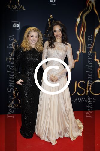 Utrecht 6 januari 2016
Uitreiking musical awards in het beatrixtheater.
Romy Monteiro met moeder Antje Monteiro