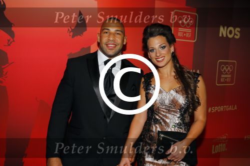 Amsterdam 15 december 2015
Sportgala/ sportverkiezing sportman en sportvrouw van het jaar in de Rai.Roy Meyer (l) met zijn vriendin Doree Rombout (r)