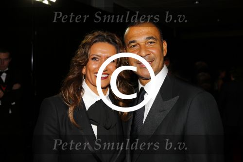 Amsterdam 15 december 2015
Sportgala/ sportverkiezing sportman en sportvrouw van het jaar in de Rai. Ruud Gullit met vriendin Karin