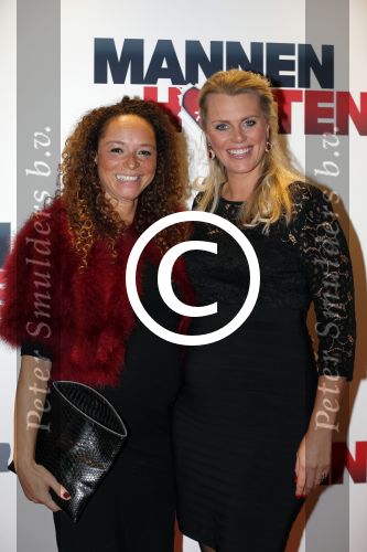 Amsterdam 14 december 2015
Premiere manneharten 2 in het nieuwe de la mar theater met als cast,
Barry Atsma Daan Schuurmans Jeroen Spitzenberger Fabian JansenMingus Dagelet Katja Herbers Hadewych Minis Jelka v Houten Liliana de Vries Maartje v d Wetering Barbara Sloesen Bo Maerten en Annick Boer. Sanne Heijen zwanger