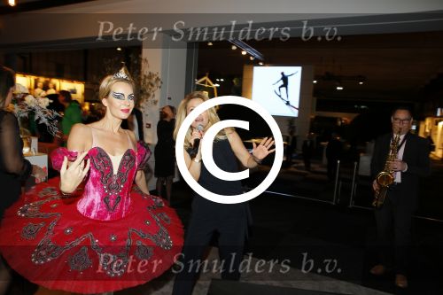 Amsterdam 10 december 2015
Openingsavond VIP van de luxury fair in de RAI.
Sharon Wins