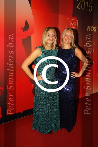 Amsterdam 15 december 2015
Sportgala/ sportverkiezing sportman en sportvrouw van het jaar in de Rai. Sharon van Rouwendaal met zus