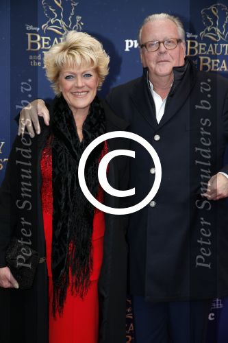 Scheveningen 13 december 2015
Premiere Beauty & the beast in het circustheater.
Simone Kleinsma met Guus Verstraete