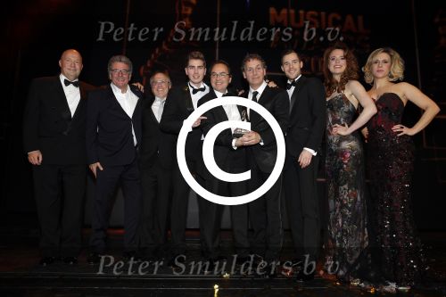 Utrecht 6 januari 2016
Uitreiking musical awards in het beatrixtheater. Fred Boot Robin de Levita Edwin de Vries en cast Soldaat v Oranje